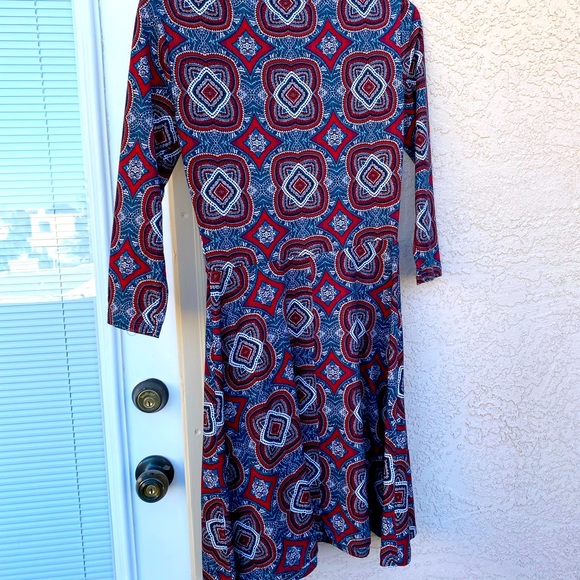 Paisley work dress! - Picture 2 of 2